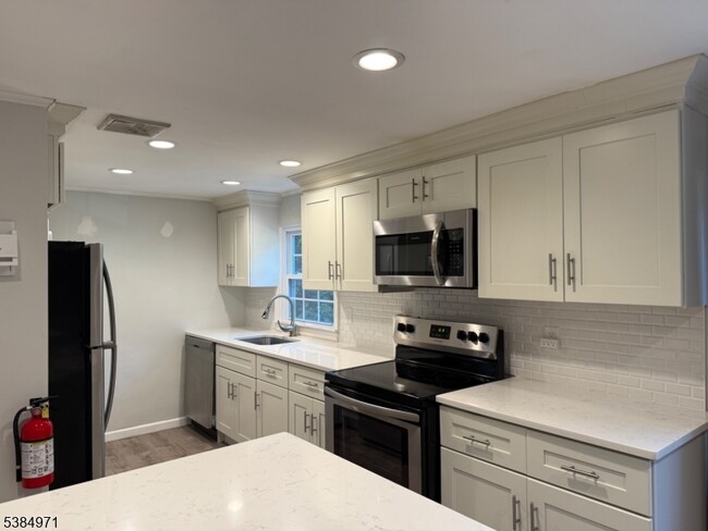 property at 200 N Lehigh Ave