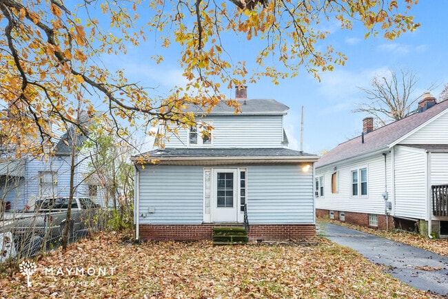 26431 Shoreview Ave in Euclid, OH - Building Photo - Building Photo