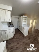 3012 S Phillips Ave in Sioux Falls, SD - Building Photo - Building Photo