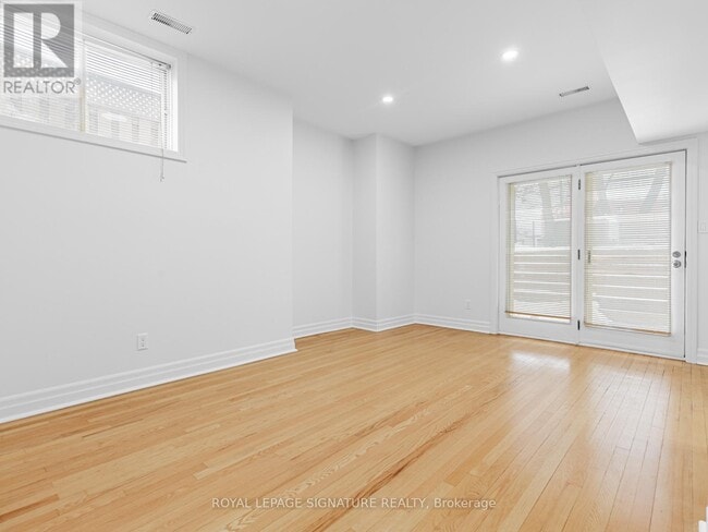 44 Thatcher Ave in Toronto, ON - Building Photo - Building Photo