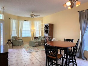 8815 Palisades Beach Ave in Orlando, FL - Building Photo - Building Photo