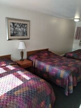 3701 W Lake Rd in Erie, PA - Foto de edificio - Building Photo