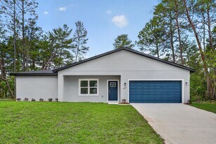 7938 N Maltese Dr in Citrus Springs, FL - Building Photo