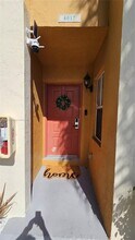 4017 NW 90th Ave in Sunrise, FL - Building Photo - Building Photo