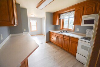 1107 5th Ave NW in Rochester, MN - Building Photo - Building Photo