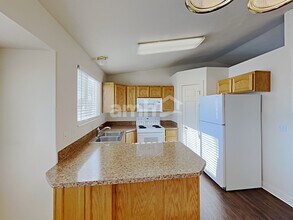 2413 W 1915 N in Clinton, UT - Building Photo - Building Photo