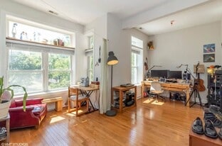 3326 W Monroe St in Chicago, IL - Building Photo