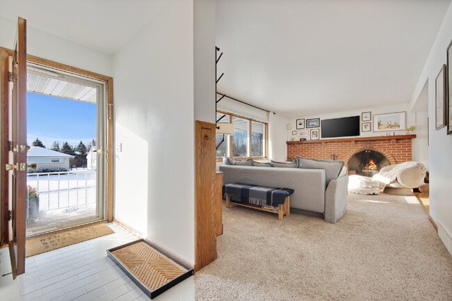 3109 Wendhurst Ave in Minneapolis, MN - Building Photo - Building Photo