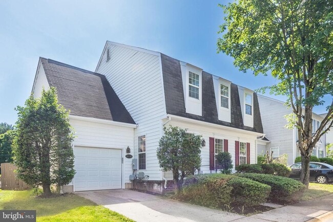 20320 Swallow Point Rd in Montgomery Village, MD - Building Photo - Building Photo
