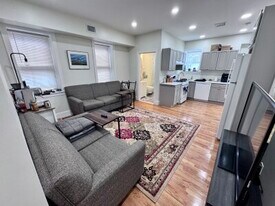 2028 Massachusetts Ave, Unit 1 in Cambridge, MA - Building Photo