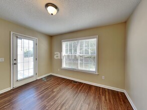 4405 Moss Spring Dr in Raleigh, NC - Building Photo - Building Photo