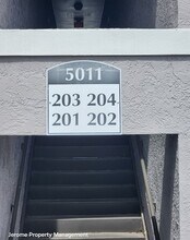 5011 Sunridge Palms Dr in Tampa, FL - Building Photo - Building Photo