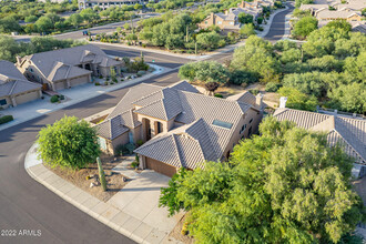 11056 E Oberlin Way in Scottsdale, AZ - Building Photo - Building Photo