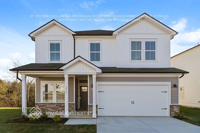 property at 1215 Bluffton Cir