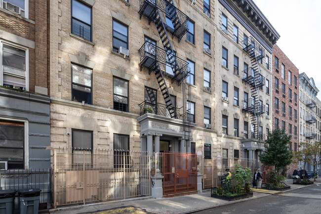 508 W 162nd St in New York, NY - Building Photo - Building Photo