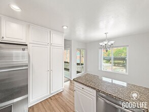 17123 W Bernardo Dr in San Diego, CA - Building Photo - Building Photo