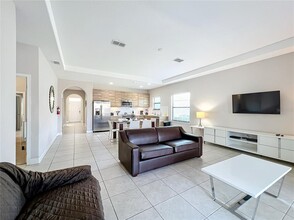 185 Brooke's Pl in Haines City, FL - Building Photo - Building Photo
