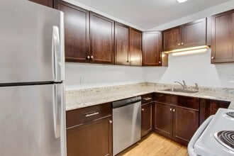 Aspen Leaf Apartments in Arvada, CO - Foto de edificio - Building Photo