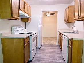 Meadows at Green Tree in Clarksville, IN - Building Photo - Building Photo