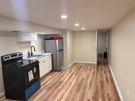 16 Lark St in Washingtonville, NY - Building Photo