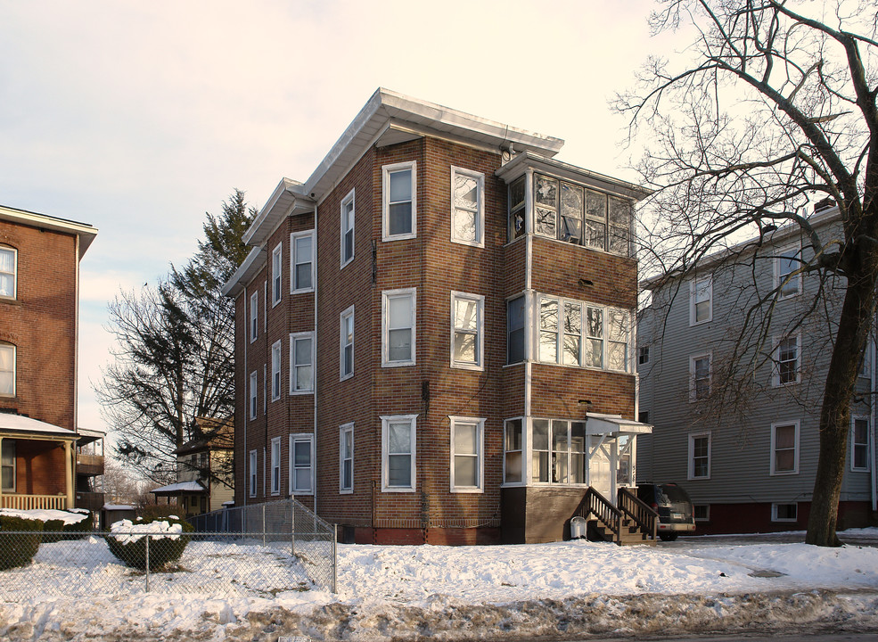 356-358 Maple Ave in Hartford, CT - Foto de edificio