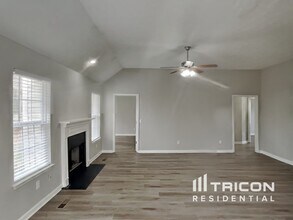 3209 W Yorkshire Ct in Mount Juliet, TN - Building Photo - Building Photo