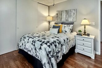 313 Oakberry Way in San Jose, CA - Foto de edificio - Building Photo