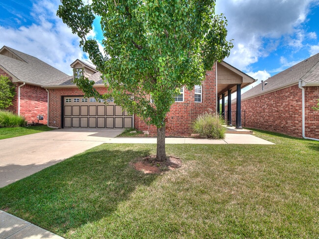 15808 San Nicholas Dr in Edmond, OK - Building Photo - Building Photo