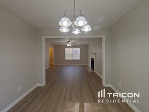 5889 Old Wellborn Trce in Lithonia, GA - Building Photo - Building Photo