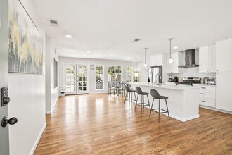 4625 Glacier Ave in San Diego, CA - Building Photo - Building Photo