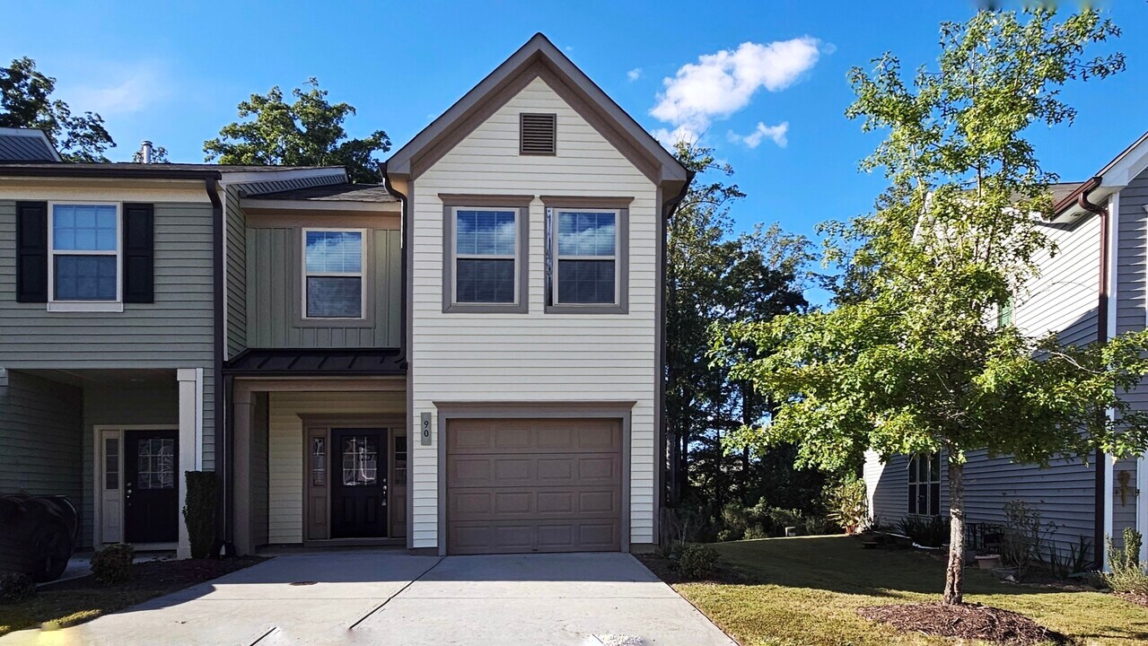 90 W Grove Point Dr in Clayton, NC - Foto de edificio