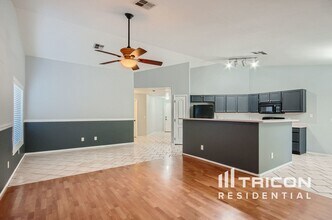 1271 S Crossbow Pl in Chandler, AZ - Building Photo - Building Photo