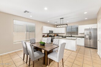 3143 S Southwind Dr in Gilbert, AZ - Building Photo - Building Photo