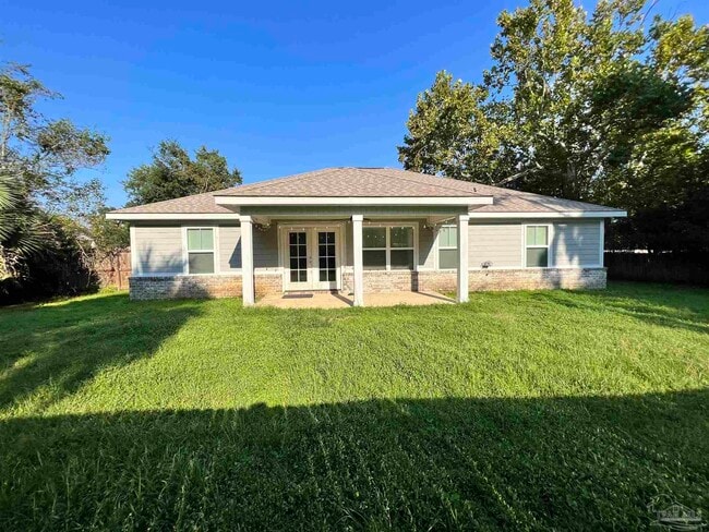 5335 Broad St in Milton, FL - Building Photo - Building Photo