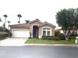 21421 Tarraco in Mission Viejo, CA - Building Photo