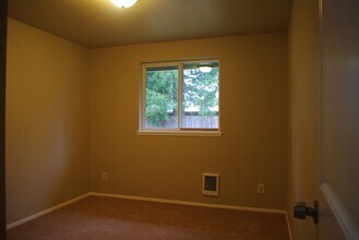 3735 Westland Ct SE in Port Orchard, WA - Building Photo - Building Photo