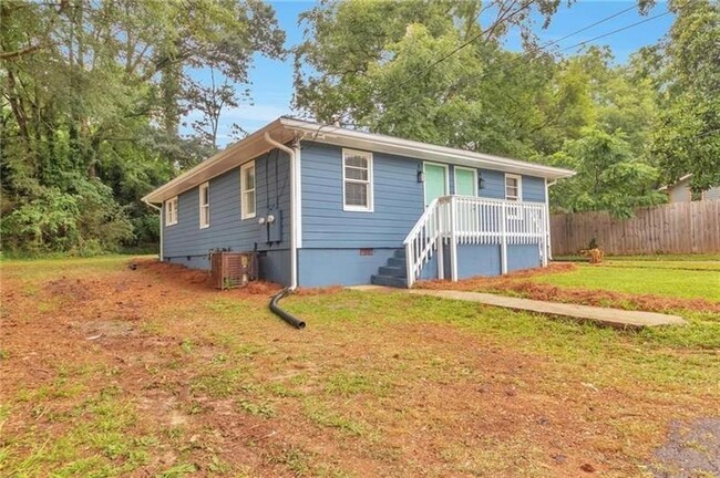 931 Black Oak Dr SE in Atlanta, GA - Building Photo - Building Photo