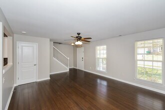 7879 Rainey Dr in Nashville, TN - Building Photo - Building Photo