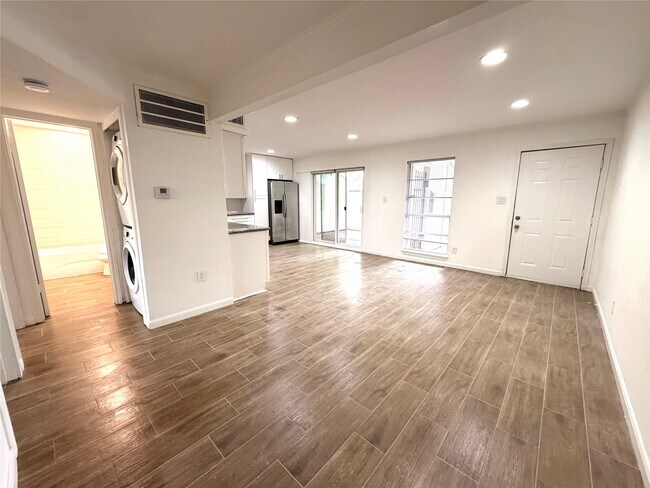 property at 4723 Aftonshire Dr