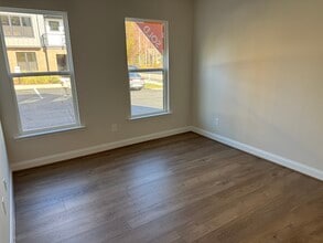 4406 Dominion Forest Cir in Glen Allen, VA - Building Photo - Building Photo