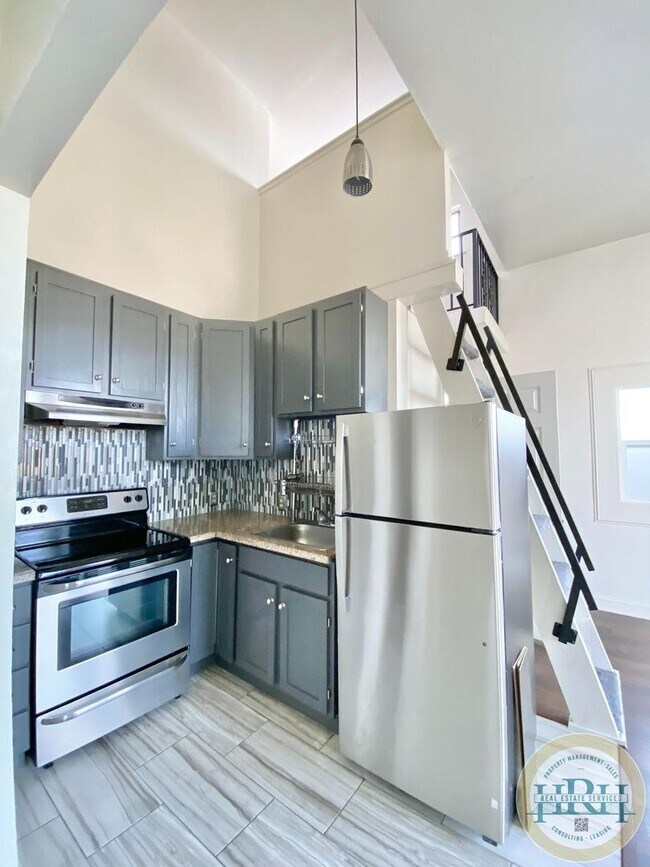 818-820 Treat Ave-Unit -820 Treat Avenue #4 in San Francisco, CA - Building Photo - Building Photo