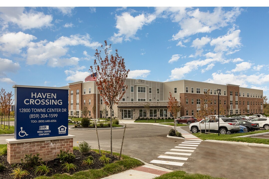 Haven Crossing in Walton, KY - Building Photo