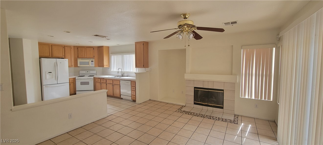6051 Dawn View Ln in North Las Vegas, NV - Building Photo