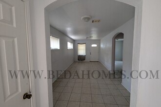 2908 Wipprecht St in Houston, TX - Foto de edificio - Building Photo