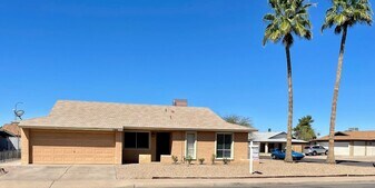 1044 E Harmony Ave in Mesa, AZ - Building Photo