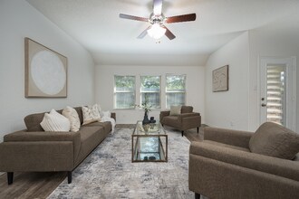 3108 Dominion St in Denton, TX - Building Photo - Building Photo