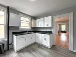 303 Lexington Ave in New Haven, CT - Building Photo - Building Photo