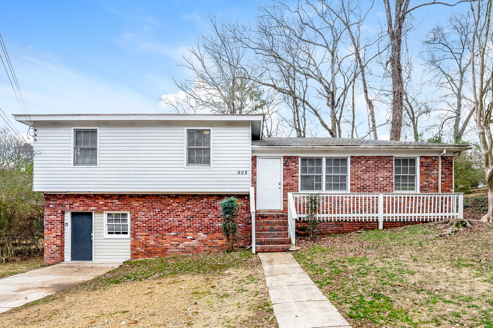 505 16th Terrace NW in Center Point, AL - Building Photo