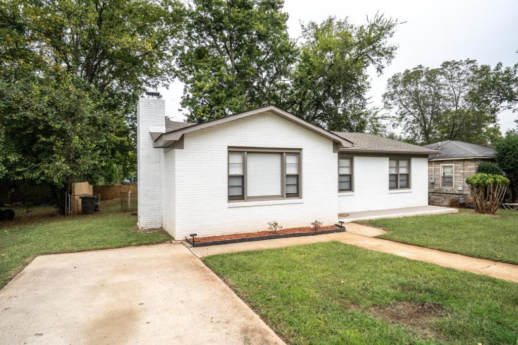 2505 Virginia Blvd NW in Huntsville, AL - Foto de edificio
