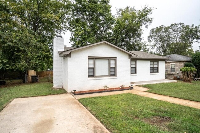 property at 2505 Virginia Blvd NW